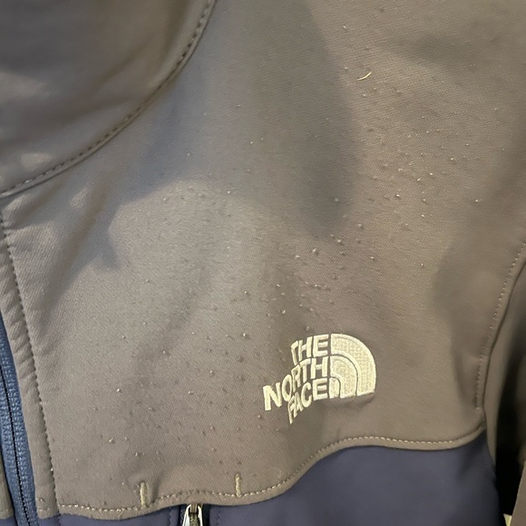 NorthFace Jacket - Picture 2 of 5